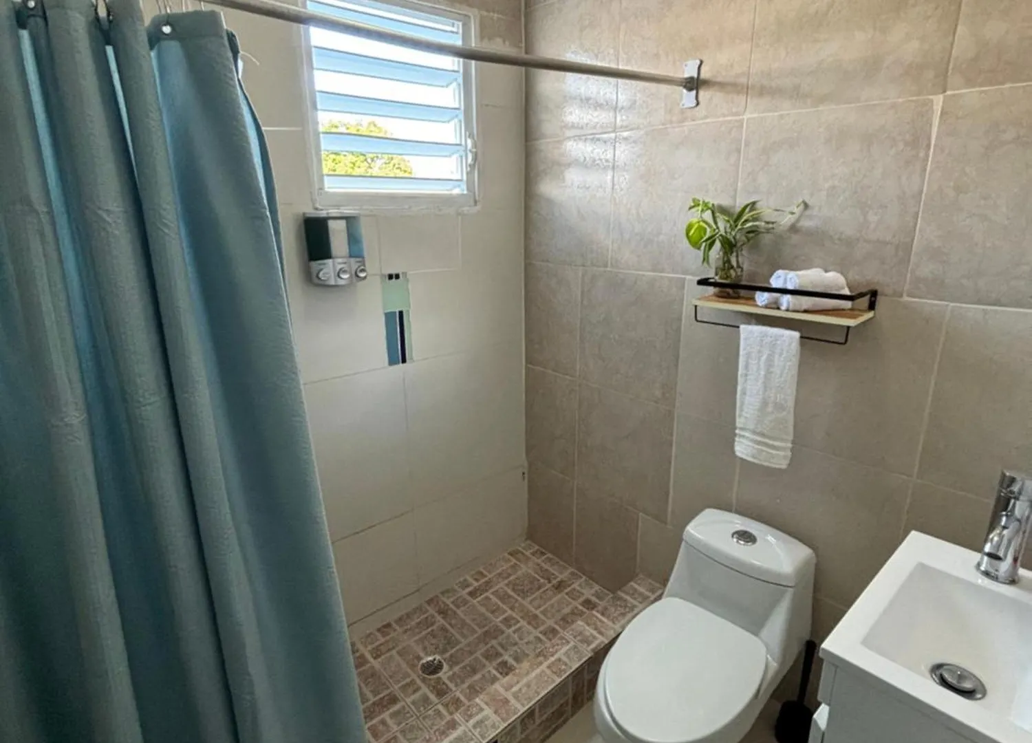 Salo-Casa Verde 4 Bdrm House By Stay Here Pr San Juan Holiday home